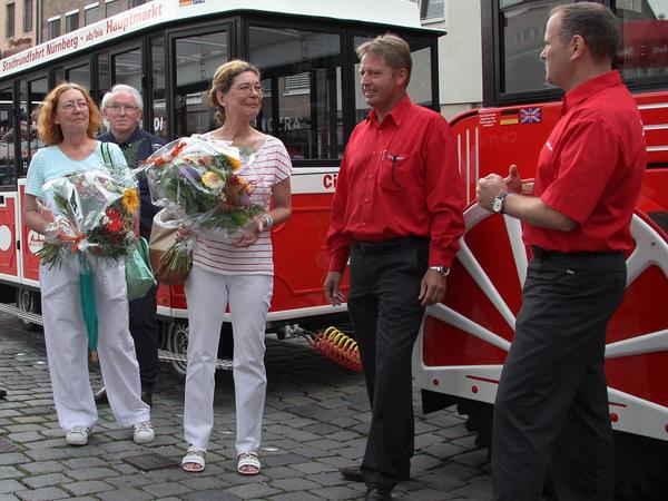 Nürnbergs neue Bimmelbahn bietet einen Blick durchs Dach