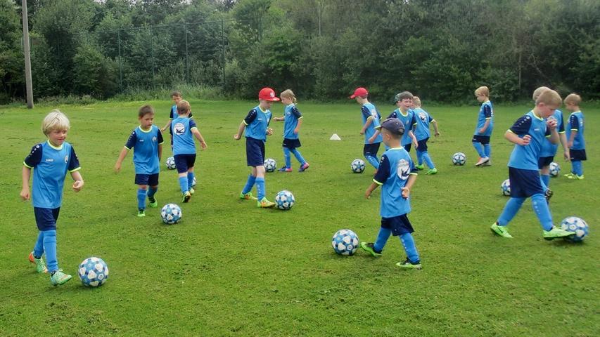 Die Hans Dorfner Fußballschule war drei Tage lang beim BSC Woffenbach zu Gast.