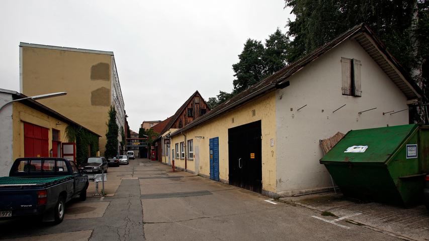 Die kleineren Nebengebäude werden auch gerne als Werkstätten genutzt.
