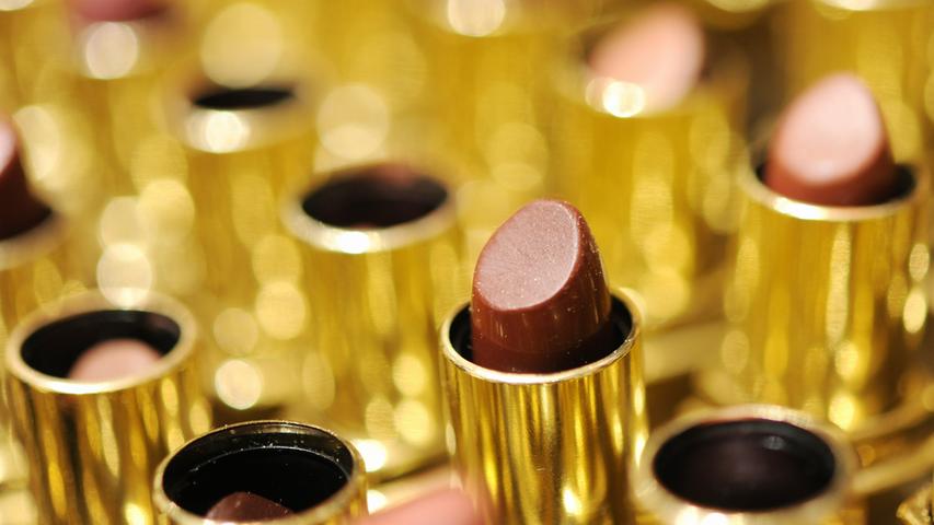 Heiß begehrt sind nach den Erkenntnissen des Handelsverbandes Bayern Kosmetikartikel bei Ladendieben.