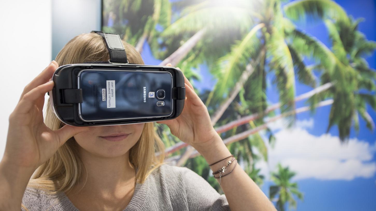 Ein Einsatzbereich für Virtual Reality: Reisebüros. Per VR-Brille können sich Kunden dort schon mal am Reiseziel oder Hotel ihrer Wahl umsehen.