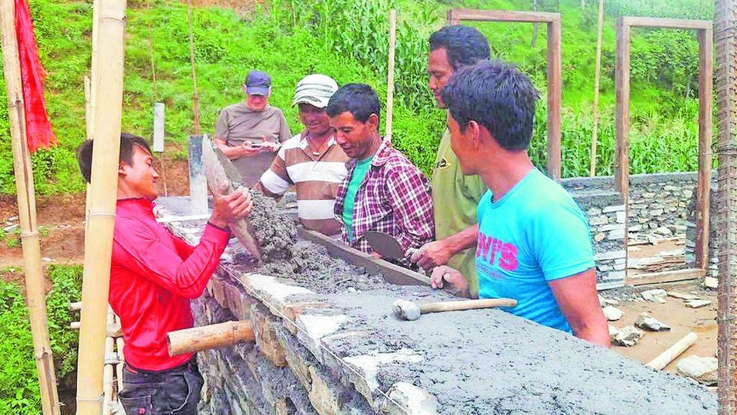 Aufbauhilfe in Nepal ist angelaufen