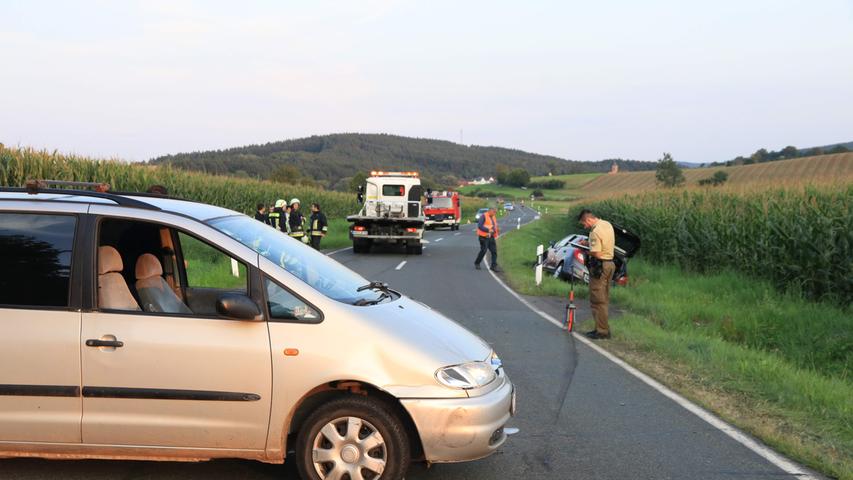 Waghalsiger Überholvorgang: Zwei Verletzte bei Coburg