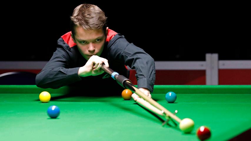 Snooker-Stars in Fürth: Volle Konzentration beim Paul Hunter Classic