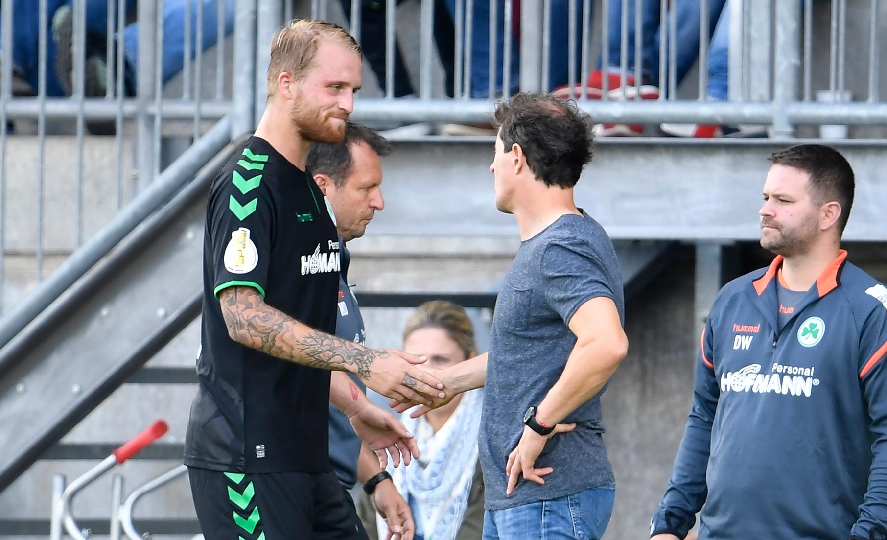 Ein kleiner Hoffnungsschimmer folgt im DFB-Pokal: Beim SV Morlautern hat die Spielvereinigung leichtes Spiel. Auch, weil Neuzugang Philipp Hofmann in seinem Pflichtspiel-Debüt gleich doppelt trifft. Reißt Radoki das Ruder noch herum?