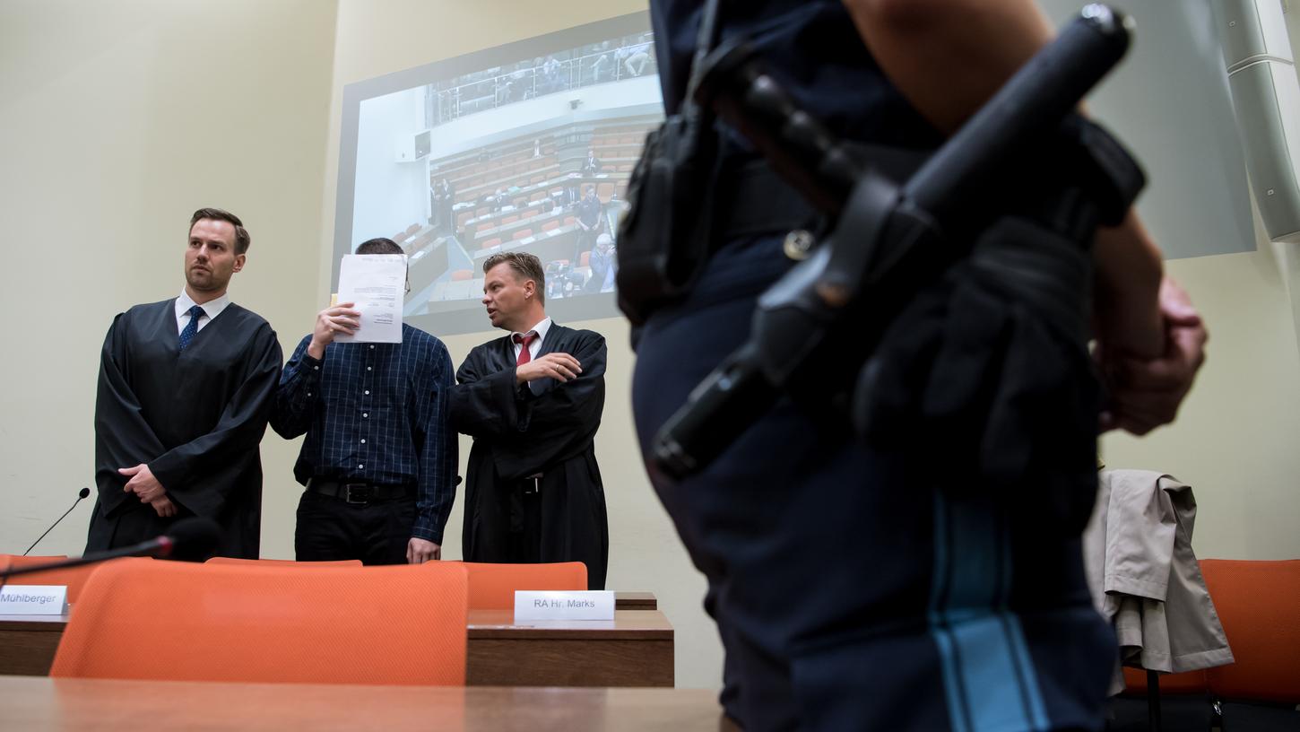 Münchner Amoklauf: Waffenhändler gesteht vor Gericht