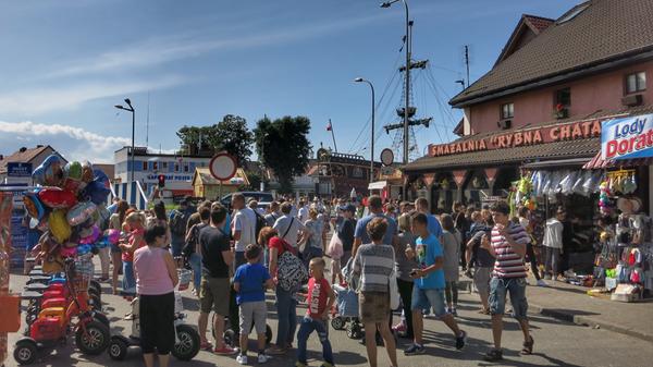 In den polnischen Urlaubsorten herrscht im August reichlich Urlaubstrubel, fast alle Gäste stammen aus Polen.