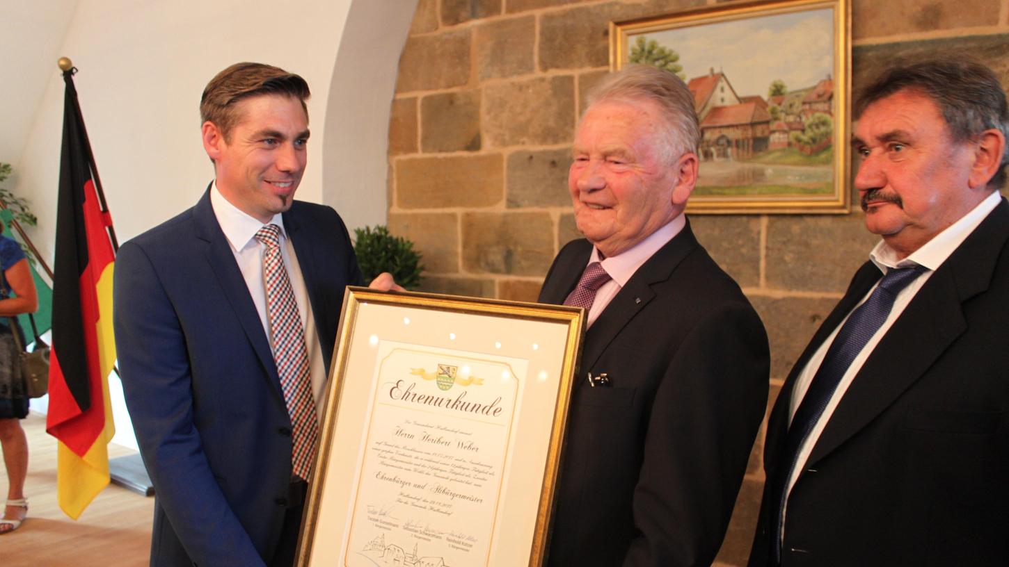 Heribert Weber ist nun Ehrenbürger von Hallerndorf 
