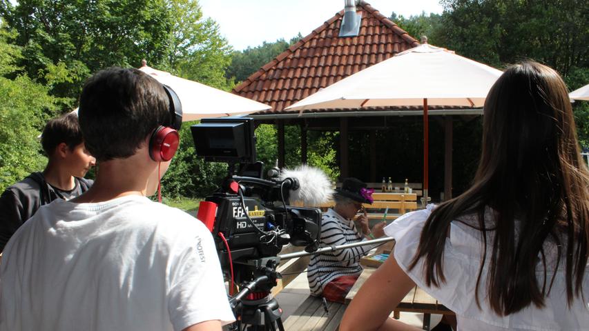 Motiv: Beim Mediencamp des Kreisjugendrings Erlangen-Höchstadt in Vestenbergsgreuth drehen Jugendliche zwischen 12 und 14 Jahren einen eigenen Film. Foto: Silvia Schulte