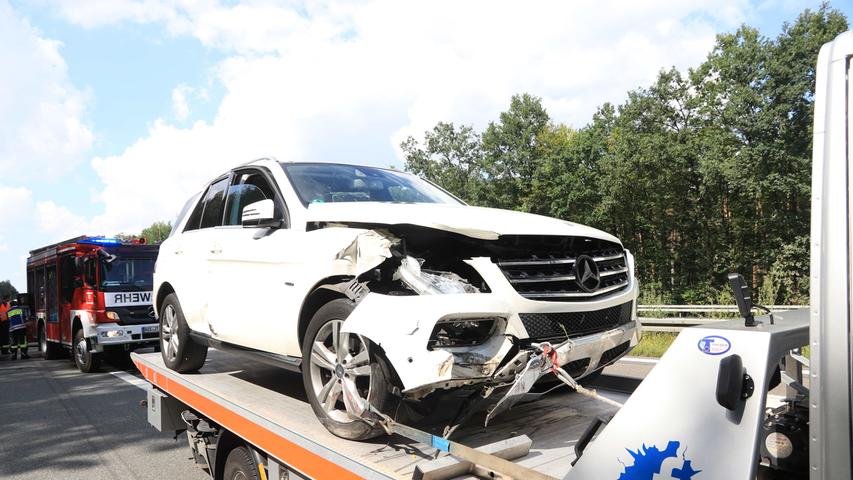 Schwerer Unfall bei Höchstadt: Fiat rammt Kleintransporter