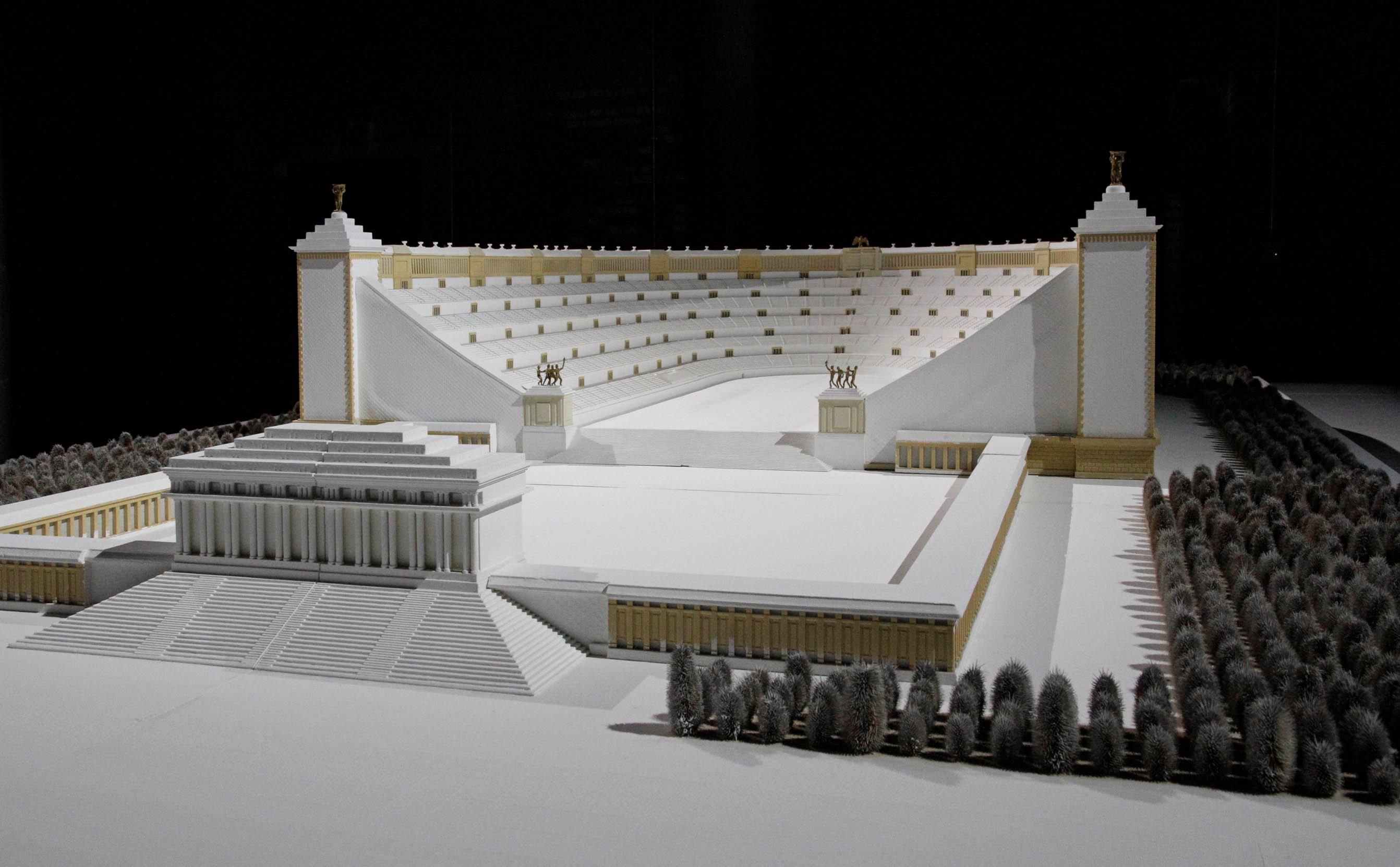 100 Meter hohe Tribünen und Platz für 405.000 Zuschauern: Es sollte, so Hitlers Vision, das größte Stadion aller Länder und Zeiten werden, größer als der Circus Maximus im alten Rom. Höher als die Lorenzkirche, so die damalige Propaganda, sollte das Bauwerk werden. Die Baugrube wurde in Nähe des heutigen Silbersee ausgehoben. Der Grundstein enthielt die von Reichskanzler Adolf Hitler unterzeichneten Urkunden, mit denen...