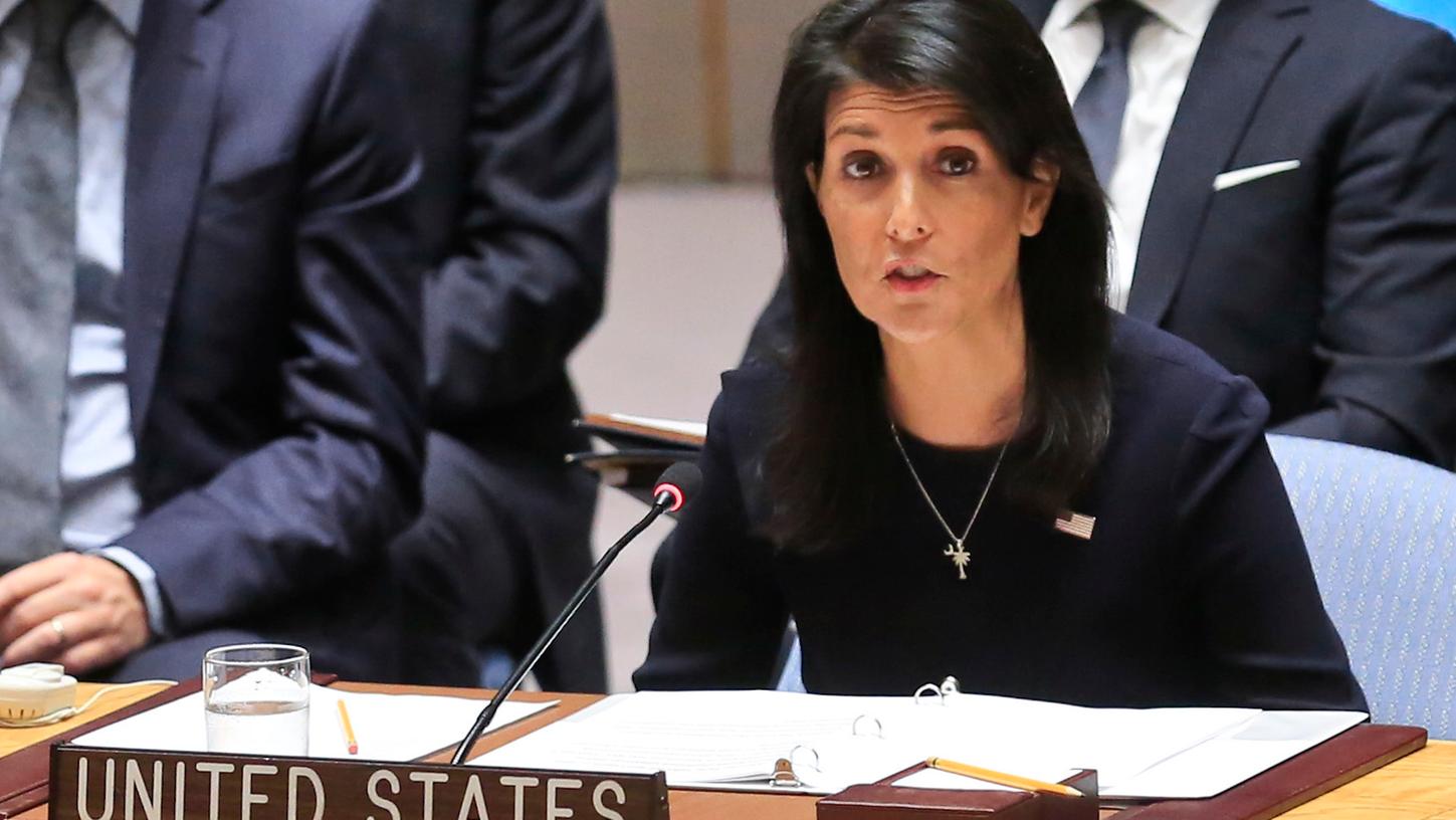 Die US-amerikanische Botschafterin Nikki Haley spricht im UNO-Hauptquartier in New York beim UN-Sicherheitsrat über Nordkorea.