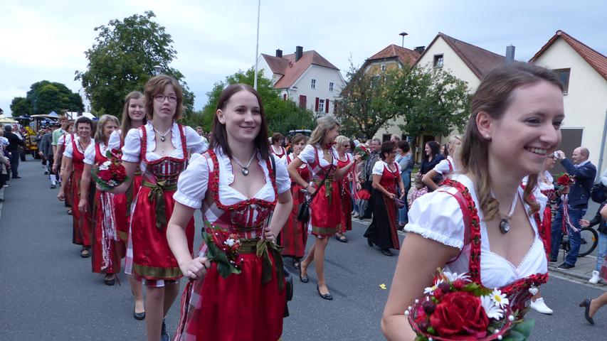 875 Jahre Berngau: Oberpfälzer feiern rauschendes Jubiläums-Fest
