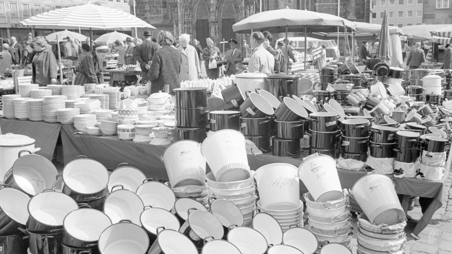 17. September 1967: Messe auf dem Markt