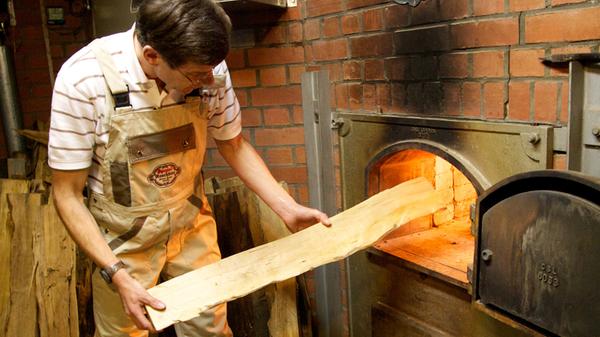Ungespundetes: Vor zehn Jahren gab es diesen rauchfreien Geheimtipp nur unter der Hand an der Gasthaustheke, später hat sich das Bier seinen Platz als Fassbier im Braureigasthof und auf dem Bierkeller erobert. Durch Corona ist es jetzt auch in der Flasche erhältlich, vielleicht aber nur für kurze Zeit – zugreifen!