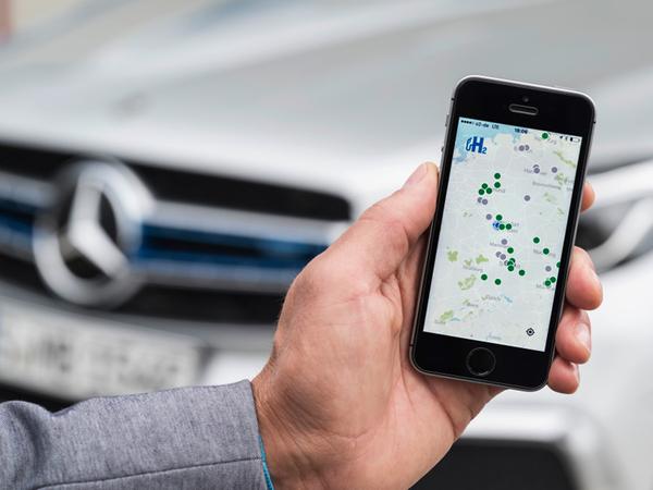 Mercedes GLC F-Cell: Tankt Strom – und Wasserstoff