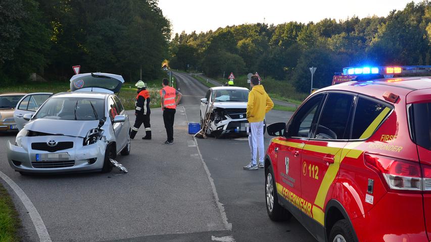 Vorfahrt bei Baiersdorf missachtet: Mindestens ein Verletzter