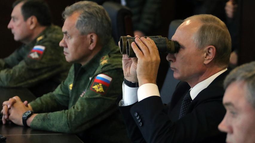 Erste Bilder: Russland startet Großmanöver 