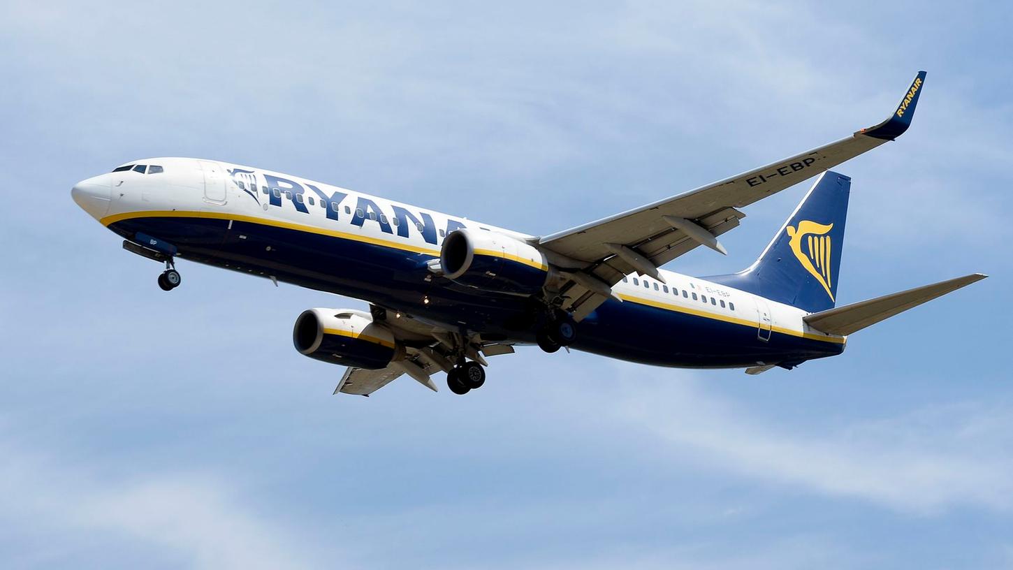 Ryanair will bis Ende Oktober täglich bis zu 50 ihrer mehr als 2500 Flüge streichen.