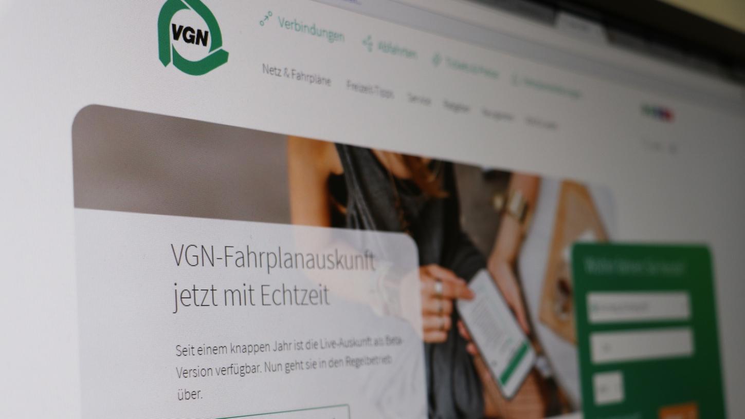 "VGN Fahrplanauskunft jetzt mit Echtzeit": Das neue Feature wird auf der Homepage groß angekündigt.