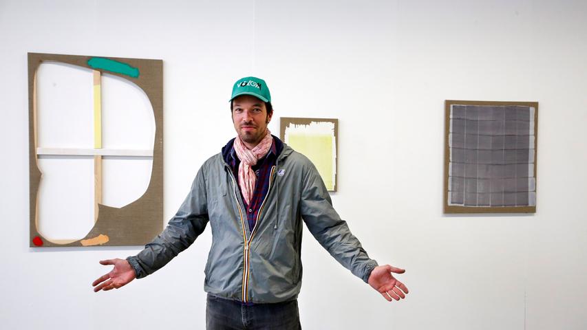 Willkommen in der Kunstwelt von Daniel Bischoff! Er stellt in Halle 15 mit aus.