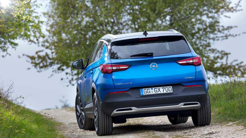 Grandland X: Das dritte Opel-SUV fährt vor
