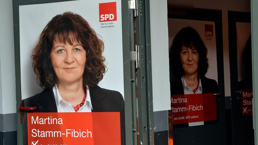 Party am Theater, Tristesse bei der SPD: Der Wahl-Abend in Erlangen