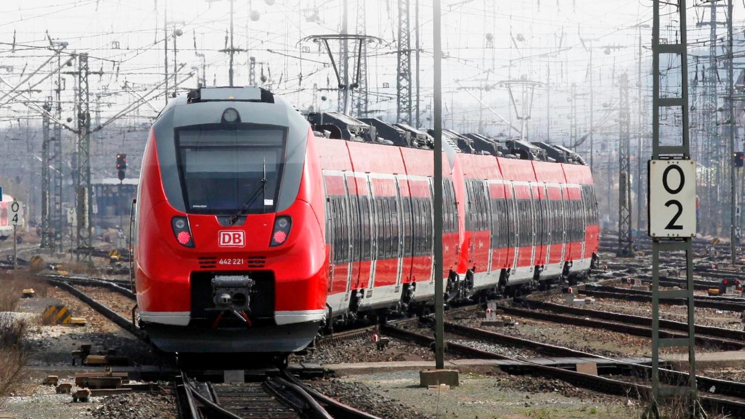 Diese Zugreihe, die im Nürnberger S-Bahn-Netz viel unterwegs ist, wird umgangssprachlich wegen ihres Designs "Hamsterbacke" genannt.