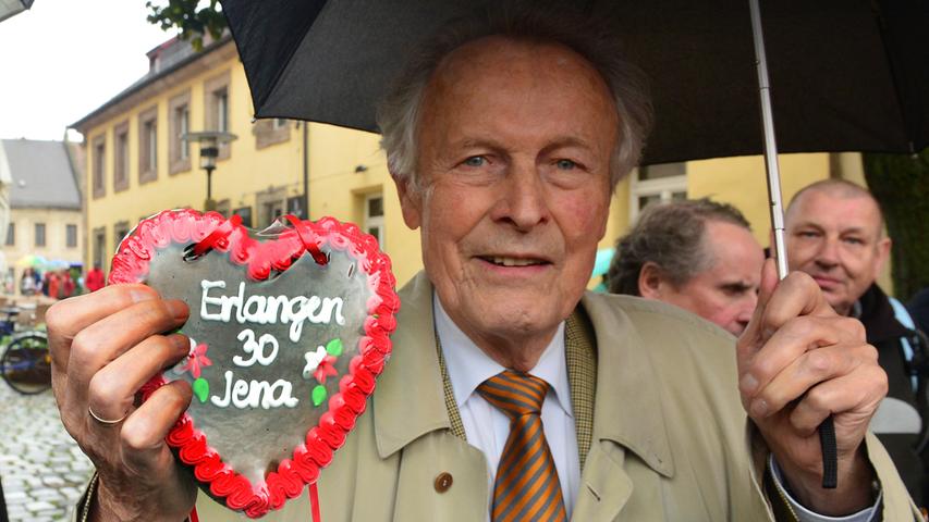 Janik radelt, Kirche lädt ein: Erlangen und Jena feiern Partnerschaft 