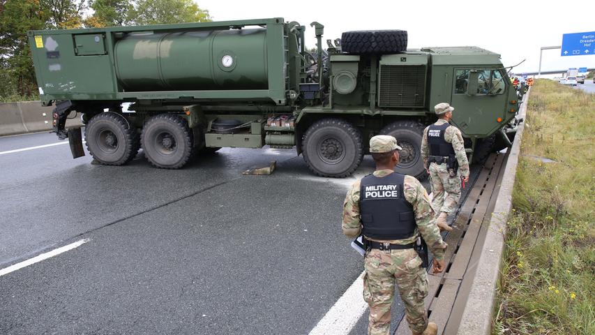 Militärfahrzeuge blockierten A9 auf Höhe Bindlacher Berg