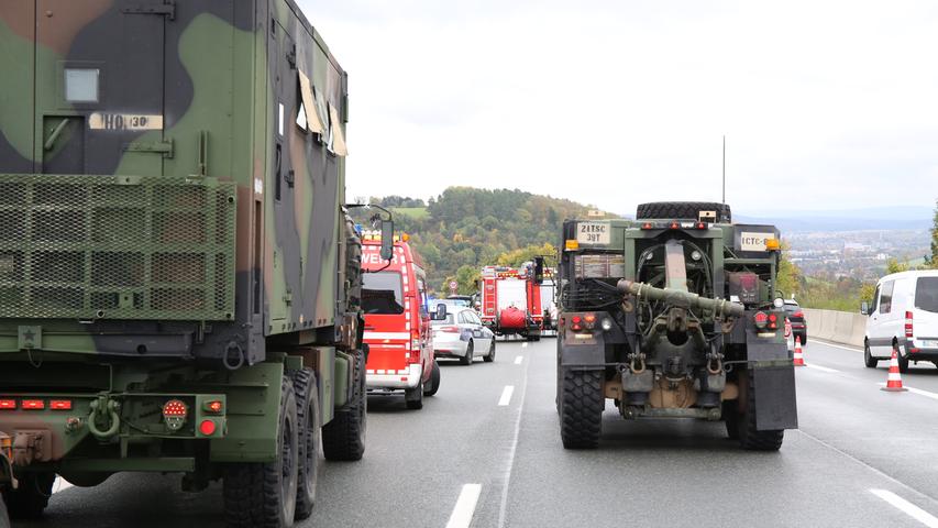 Militärfahrzeuge blockierten A9 auf Höhe Bindlacher Berg