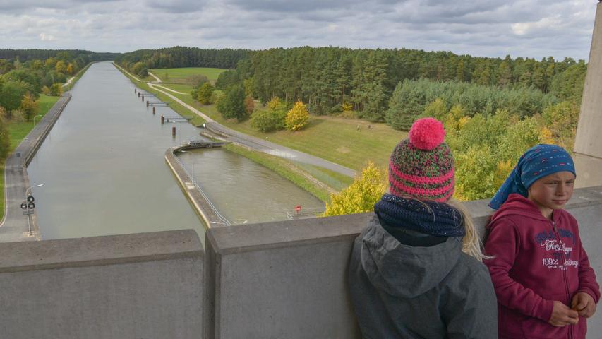 Windig und kühl: Herbstlicher Familien-Erlebnistag am Rothsee