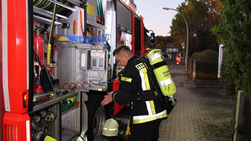 Qualm und Flammen: Kellerbrand in Zirndorf sorgt für Aufsehen