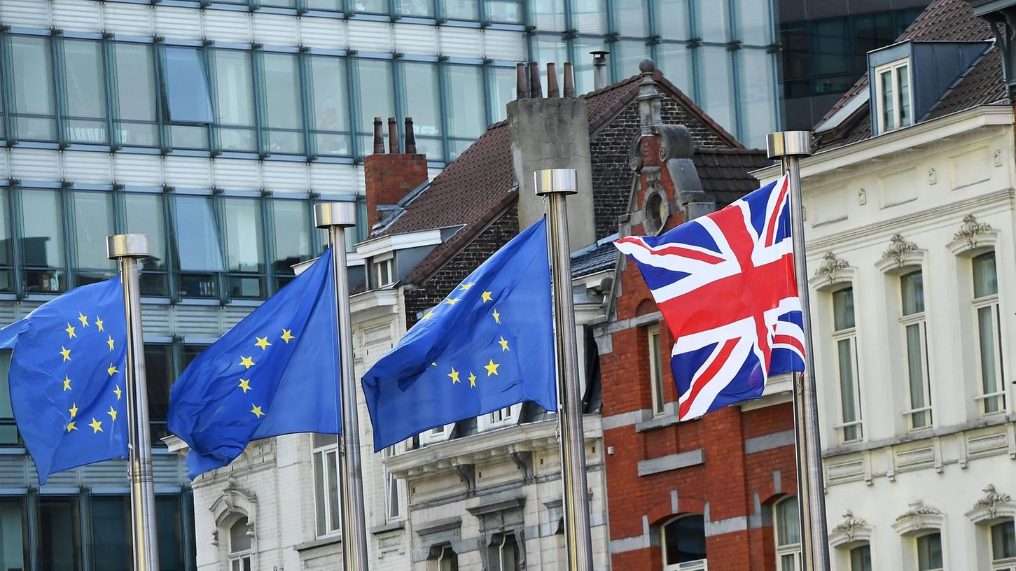 Zwar gibt es Fortschritte bei den Gesprächen über wichtige Trennungsfragen beim anstehenden Brexit. Verhandlungen über die künftigen Beziehungen zwischen der EU und dem Vereinigten Königreich sollen aber frühestens nach dem EU-Gipfel Mitte Dezember starten können.