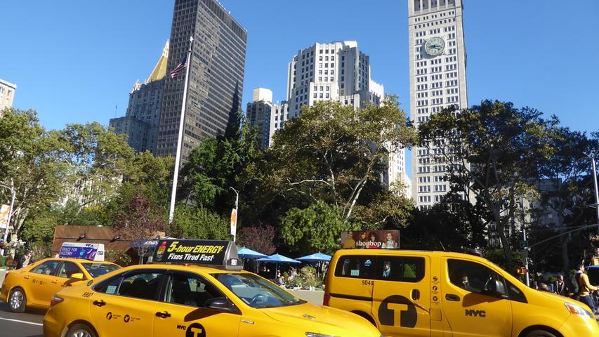 Gelbe Taxis in den Straßen von Manhattan.