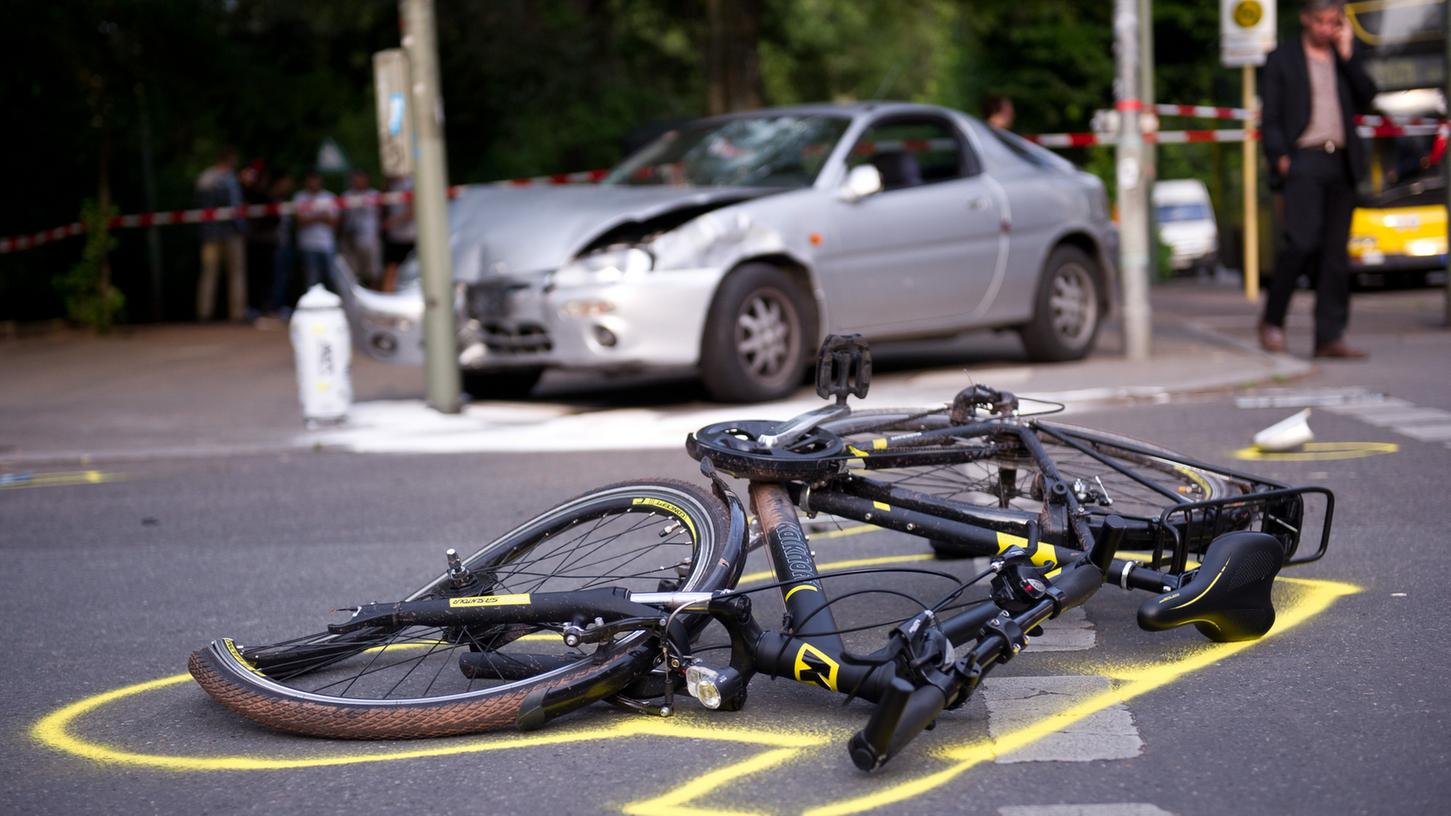 Die Zahl der Fahrradunfälle befindet sich auf dem Höchststand in Bayern. Ein Grund ist die immer größer werdende Anzahl an E-Bikes und den damit einhergehenden höheren Geschwindigkeiten.