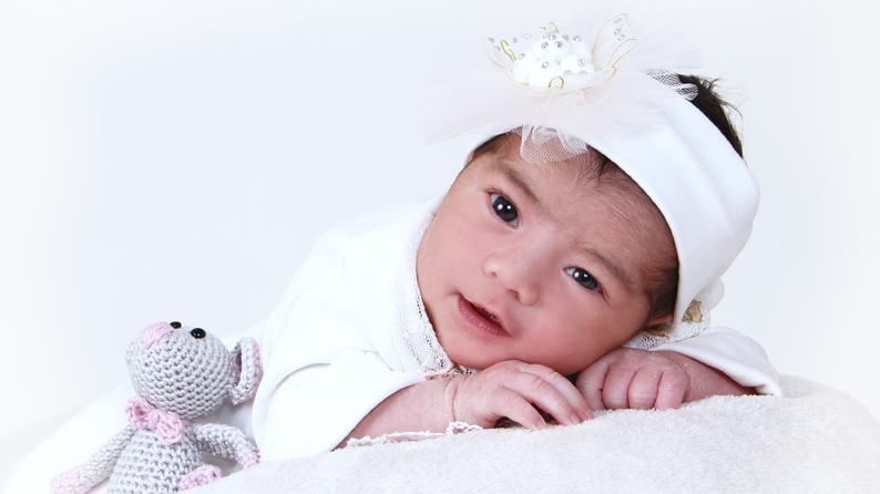 Die kleine Rüya ist seit dem 10. Oktober unser neuer Erdenbürger. Bei ihrer Geburt im St. Theresien-Krankenhaus war sie 52 Zentimeter groß und 3180 Gramm schwer.