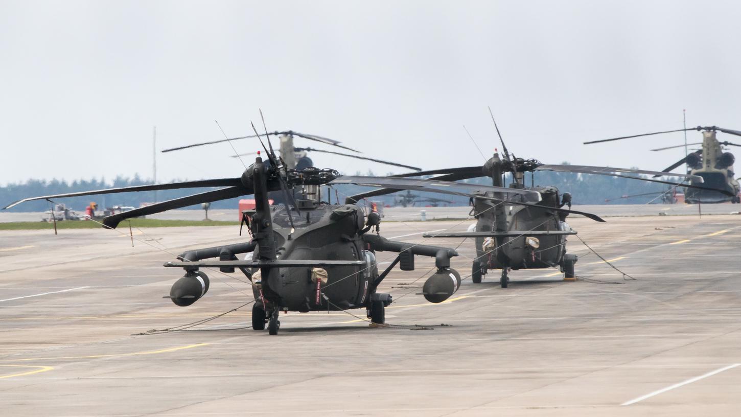 Seit nunmehr zehn Jahren kämpft die Initiative "Etz langt's!" gegen den Helikopter-Lärm. An den US-Standorten werden aktuell wieder bis November Soldaten von - und in die Staaten transferiert.