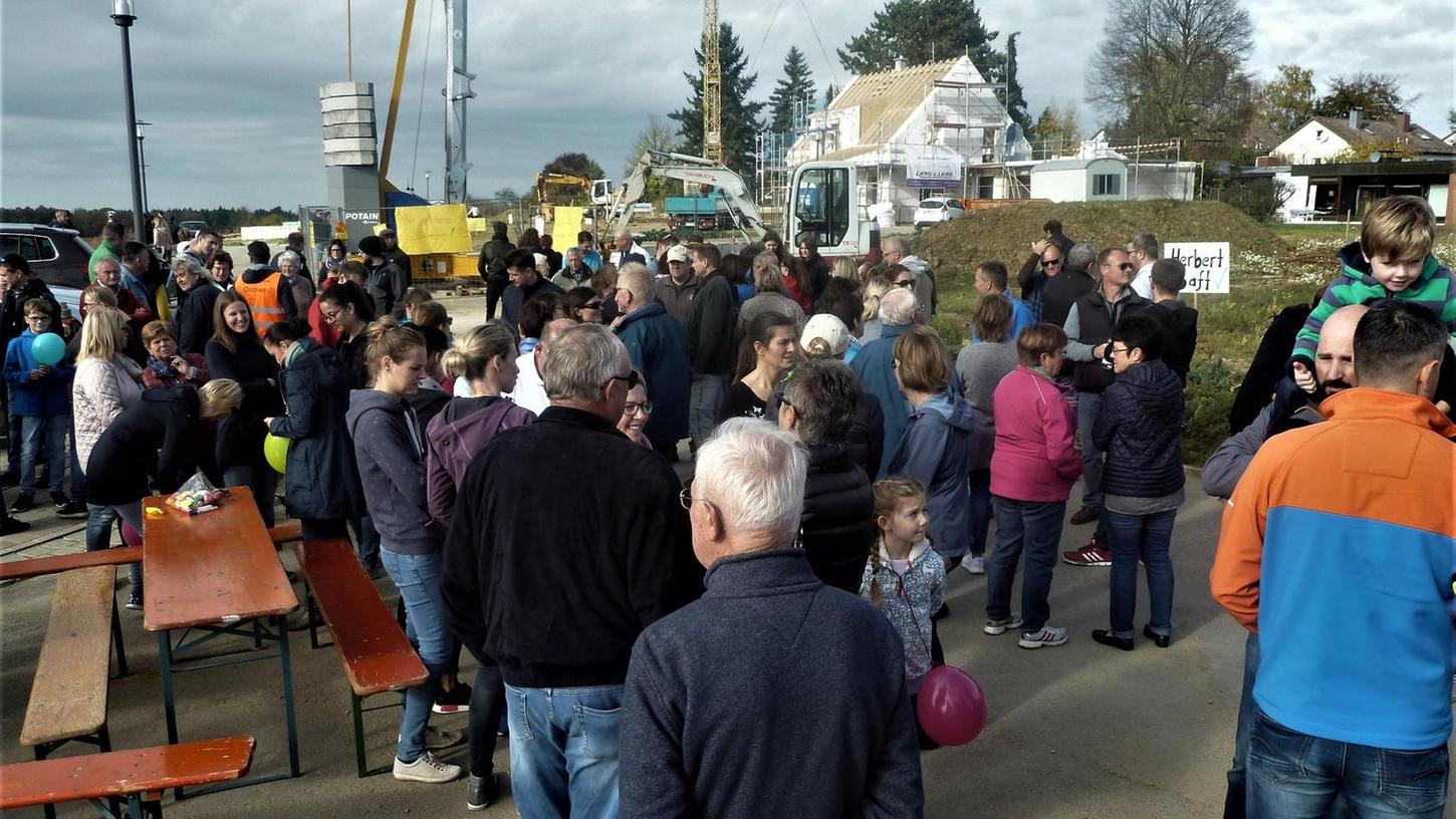 Kalchreuth: Bauherren demonstrieren für Heckacker-Süd