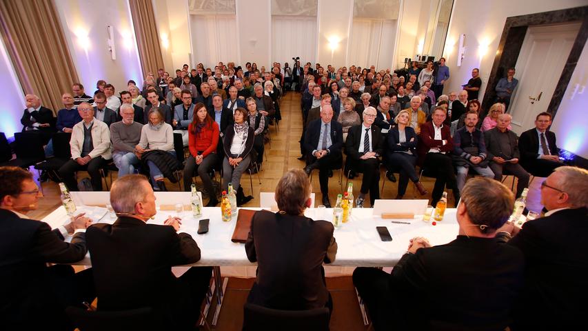 NN-Forum: Podiumsdiskussion um neue Uni in Nürnberg