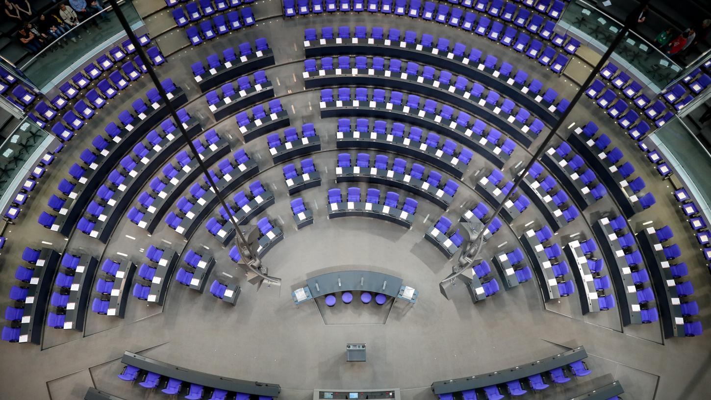 Dem neuen Bundestag droht gleich in der ersten Sitzung ein Eklat.
