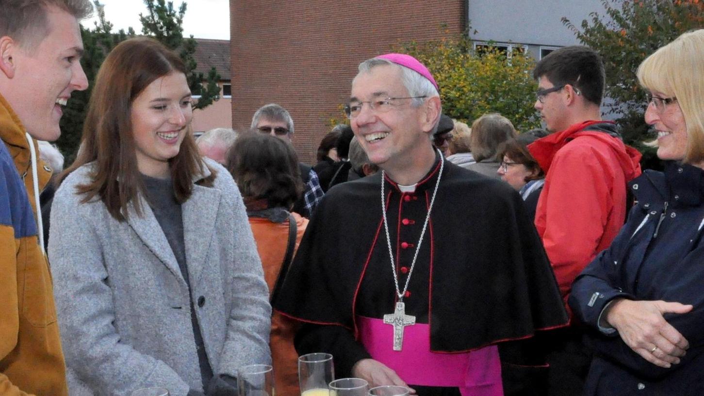 Erzbischof gibt sich in Veitsbronn die Ehre