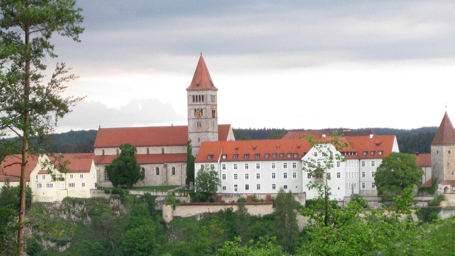 Klosterburg Kastl wird Polizei-Hochschule