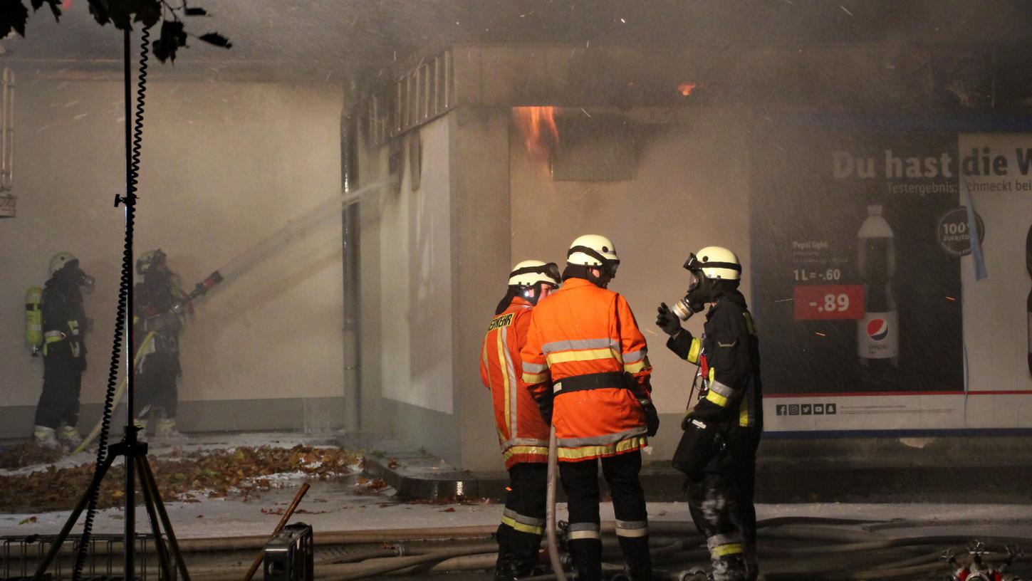 Großbrand in Nürnbergs Süden: Lidl drohte einzustürzen