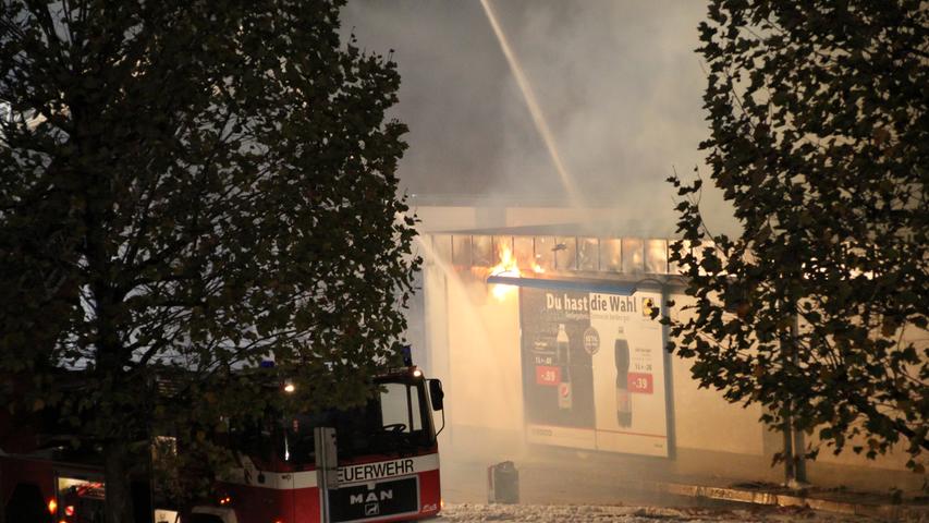 Großbrand in Gibitzenhof: Discounter brannte lichterloh