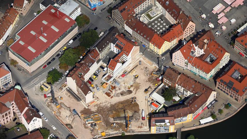 Die Bauarbeiten am ehemaligen Augustinerhof im Herzen Nürnbergs gehen voran.