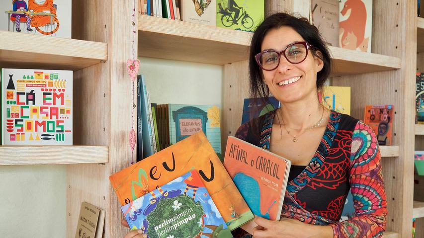 Zu den umtriebigen Personen in der Literaturszene von Óbidos gehört auch Mafalda Milhões (39). Sie betreibt die Kinderbuchhandlung O Bichinho de Conto.