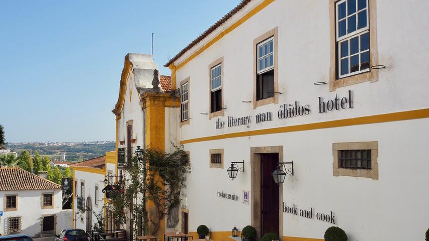 Im Hotel The Literary Man am Rande der Altstadt von Óbidos wird die Literatur-Idee auf die Spitze getrieben.