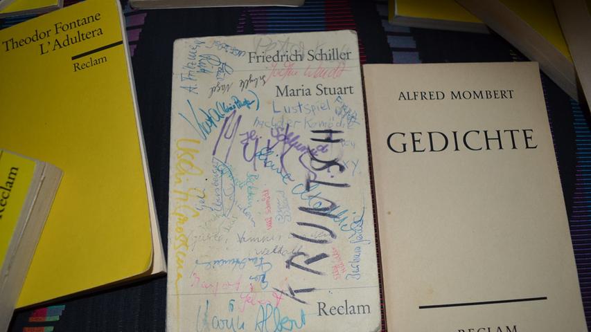 Ein Blick ins Regal: Die Reclam-Bücher unserer Leser