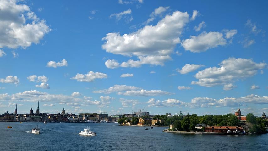 Der Hafen von Stockholm mit Blick auf die Innenstadt.